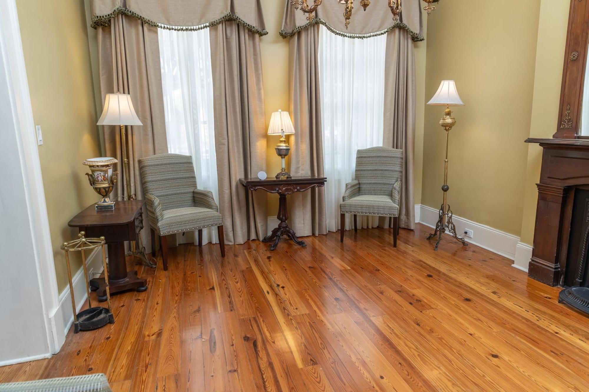 Lamothe House Hotel A French Quarter Guest Houses Property Ню Орлиънс Екстериор снимка