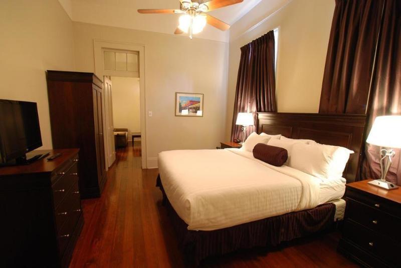 Lamothe House Hotel A French Quarter Guest Houses Property Ню Орлиънс Екстериор снимка