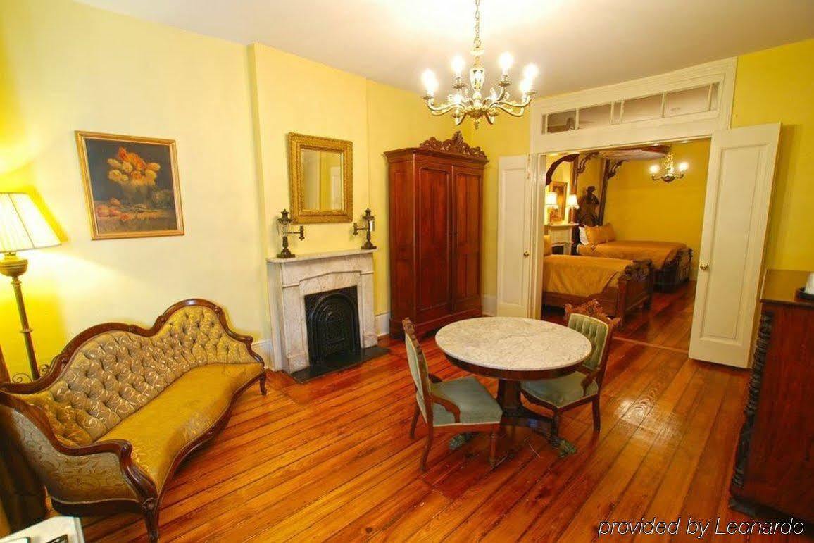 Lamothe House Hotel A French Quarter Guest Houses Property Ню Орлиънс Екстериор снимка